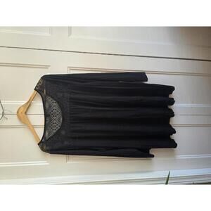 Cable & Gauge Women's Black Long Sleeve Tunic Top with Lace Detail, Size 2X